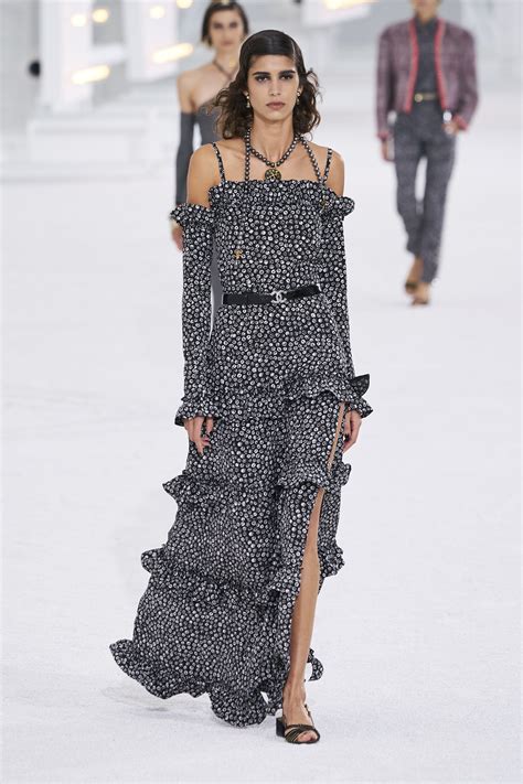 chanel grand palais 2021|chanel spring summer 2021.